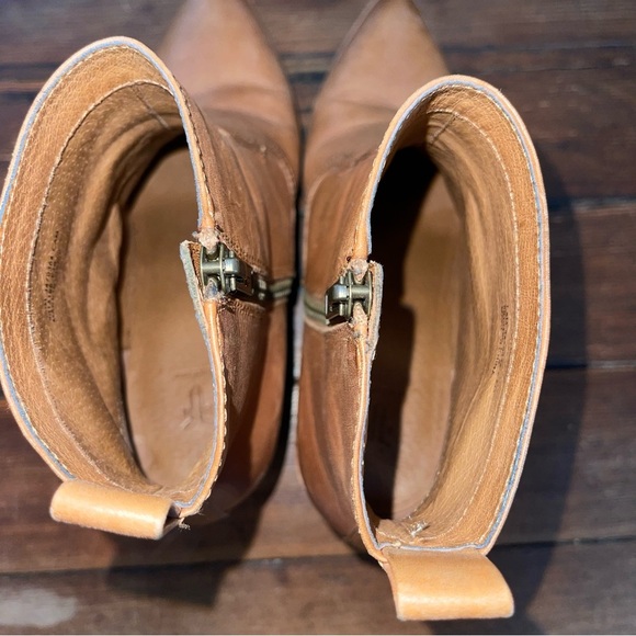 Frye Tan Leather Ankle Booties with Stacked Heel - Picture 4 of 7